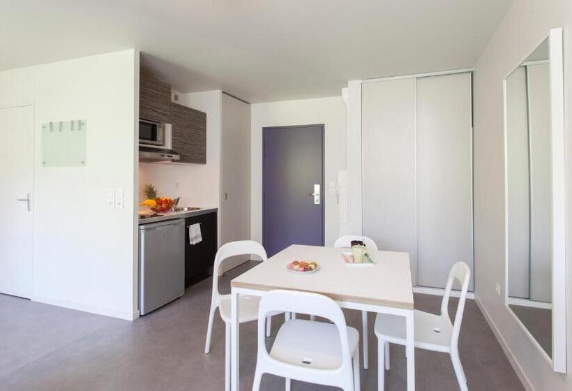 L Aéronat By Popinns