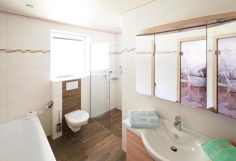 بنسيون Alpengasthof Fichtenheim