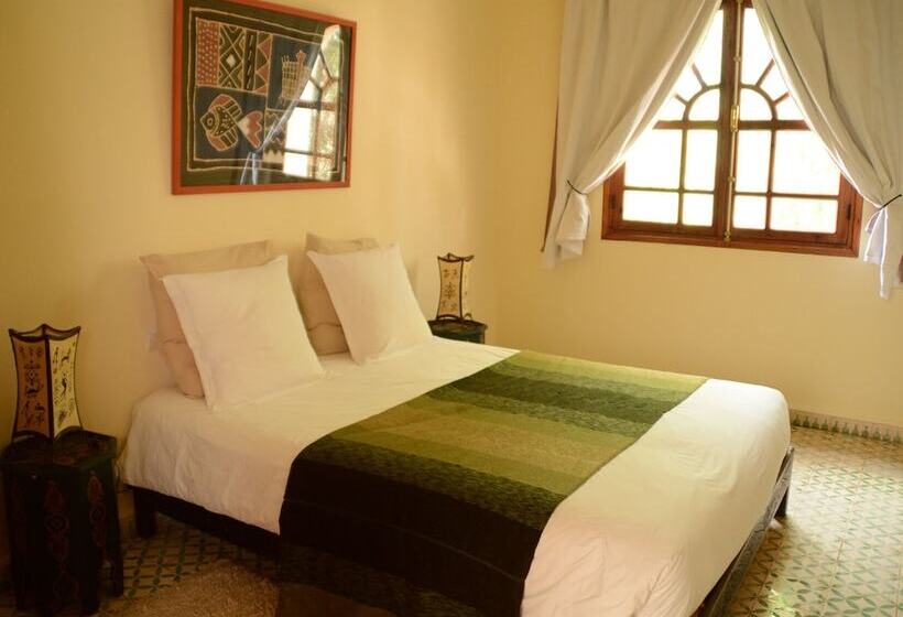 پانسیون Dar Essaada