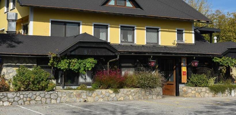 پانسیون Gostilna Vovko