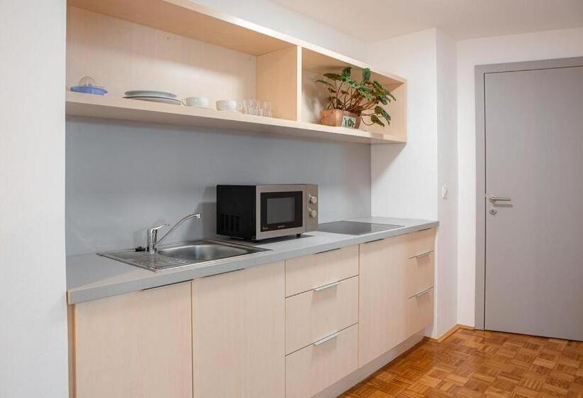 پانسیون Gostilna Vovko