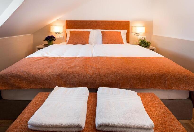 پانسیون Gostilna Vovko