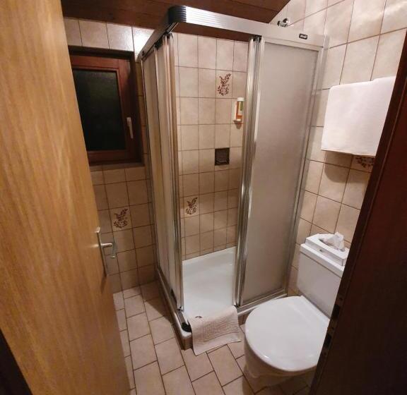 پانسیون Haus Monika Und Haus Claudia