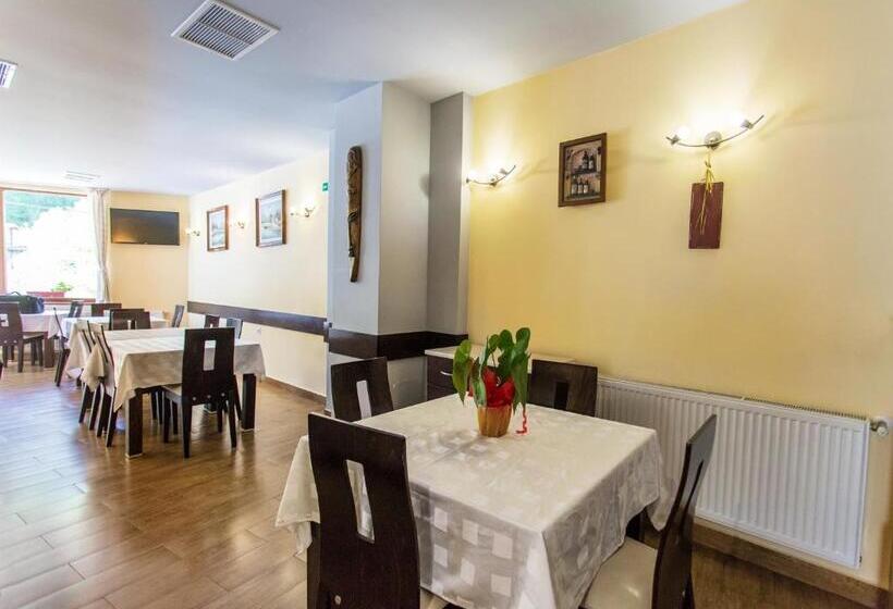 פנסיון Hera Guest House