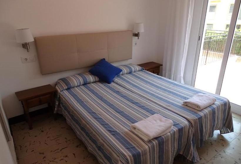 بنسيون Hostal Cruz