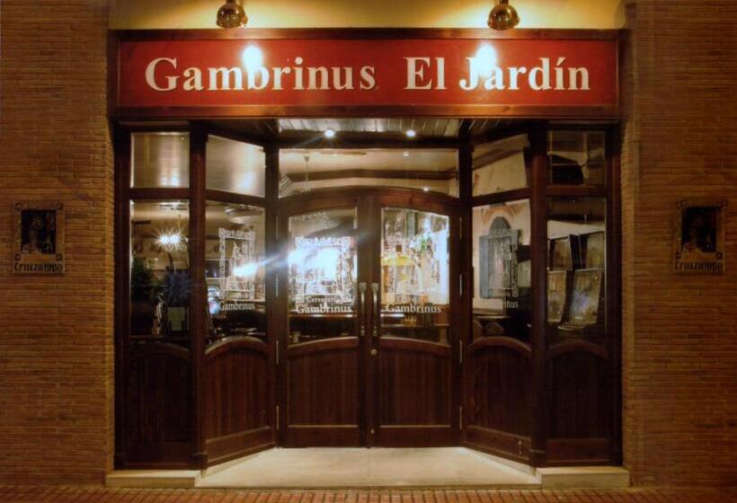 פנסיון Hostal El Jardín