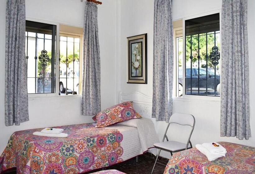 פנסיון Hostal Sol Y Mar