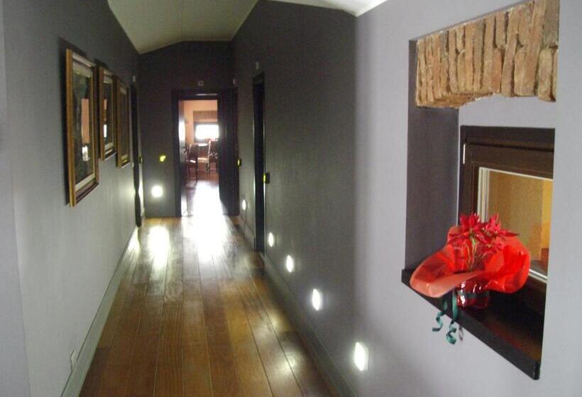 פנסיון Kokoshkovata Boutique House