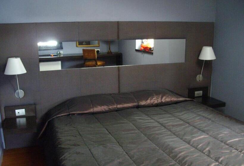 פנסיון Kokoshkovata Boutique House