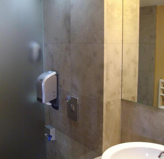 פנסיון Kokoshkovata Boutique House