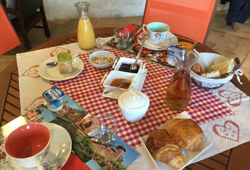 بنسيون La Diligence