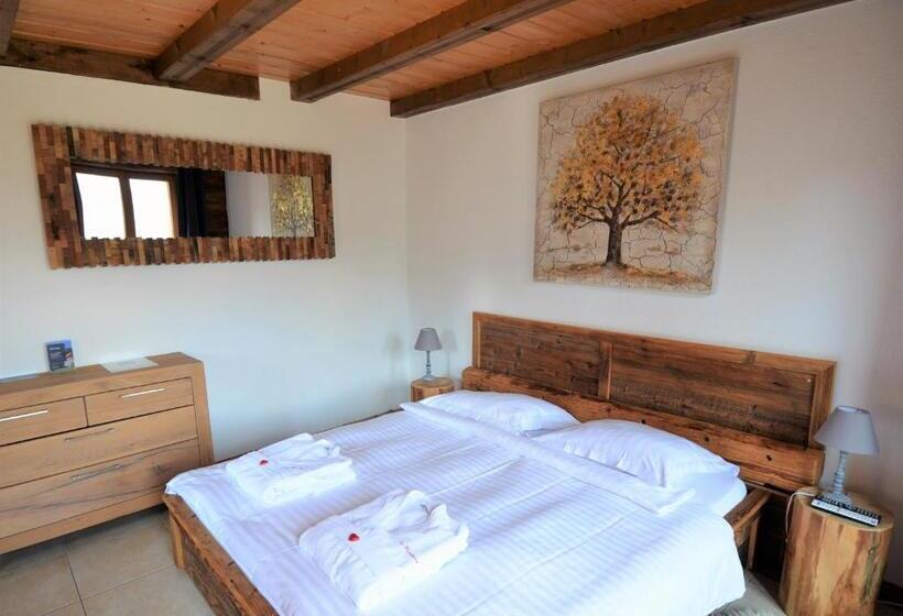 ペンション Les Chambres Et Roulottes Des Noisetiers