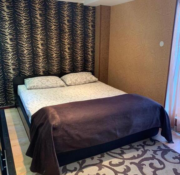 بنسيون Na Bukovinskoy Guest House