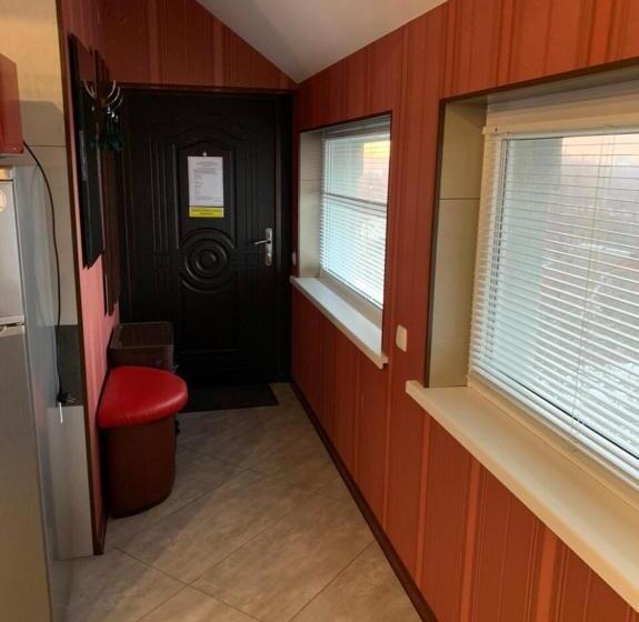 بنسيون Na Bukovinskoy Guest House