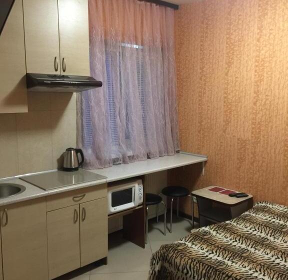 פנסיון Na Bukovinskoy Guest House