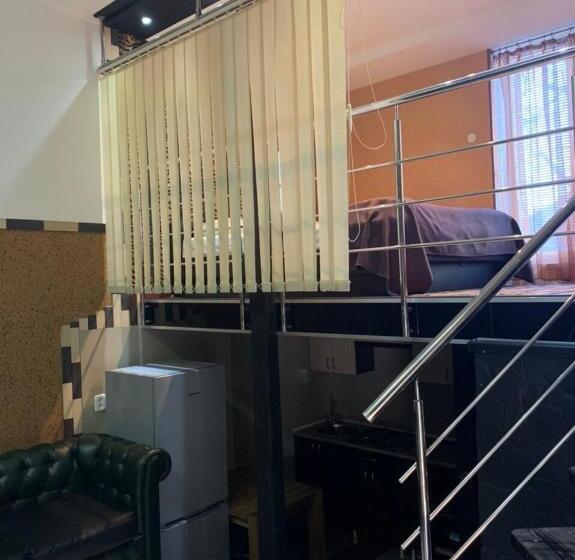 بنسيون Na Bukovinskoy Guest House