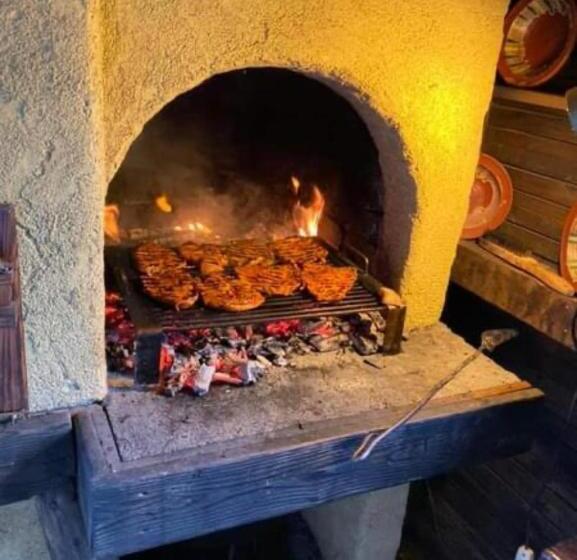 Пансион Oasis Guest House