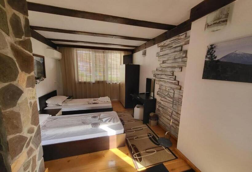 Пансион Oasis Guest House