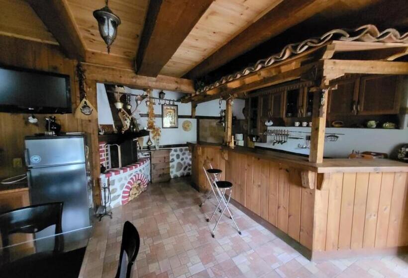 بنسيون Oasis Guest House