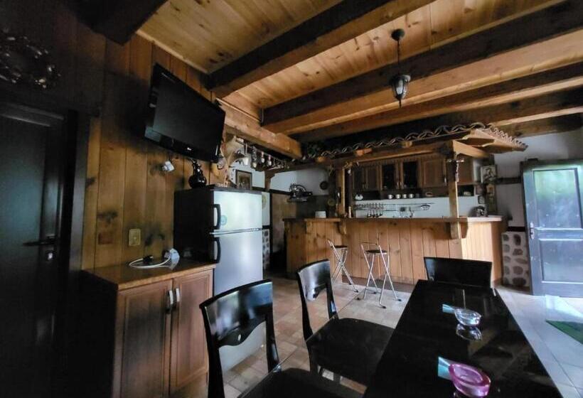 Пансион Oasis Guest House