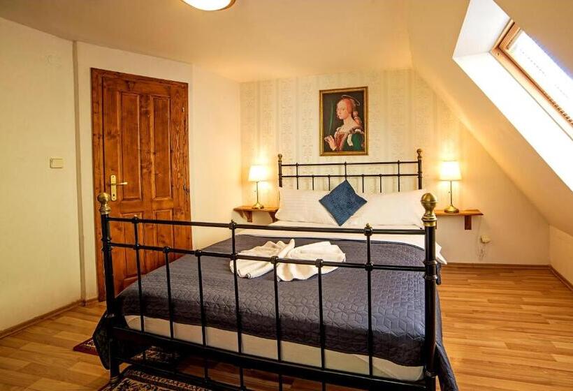 ペンション Penzión Rozália