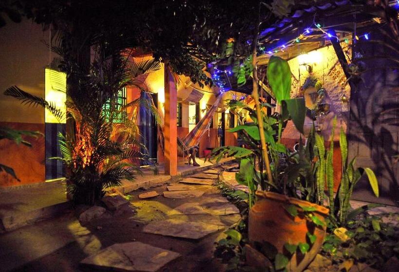 펜션 Pousada Aguas Marinhas