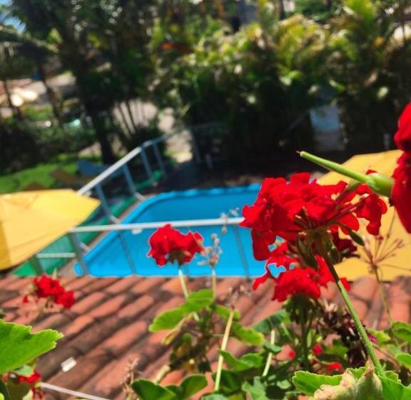 پانسیون Pousada Palhocinha Garopaba