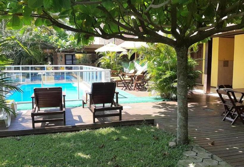 پانسیون Pousada Palhocinha Garopaba