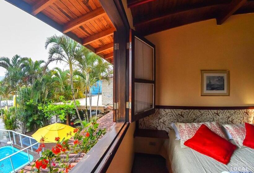 پانسیون Pousada Palhocinha Garopaba