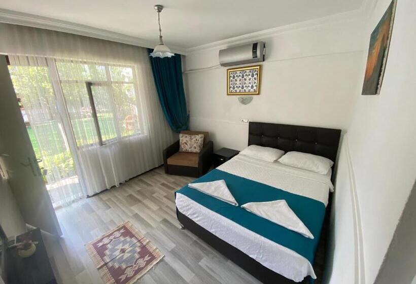 پانسیون Sunrise Aya