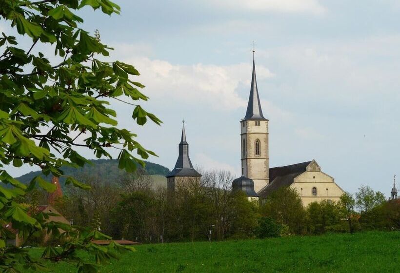 بنسيون Weingut Gastehaus Weigand