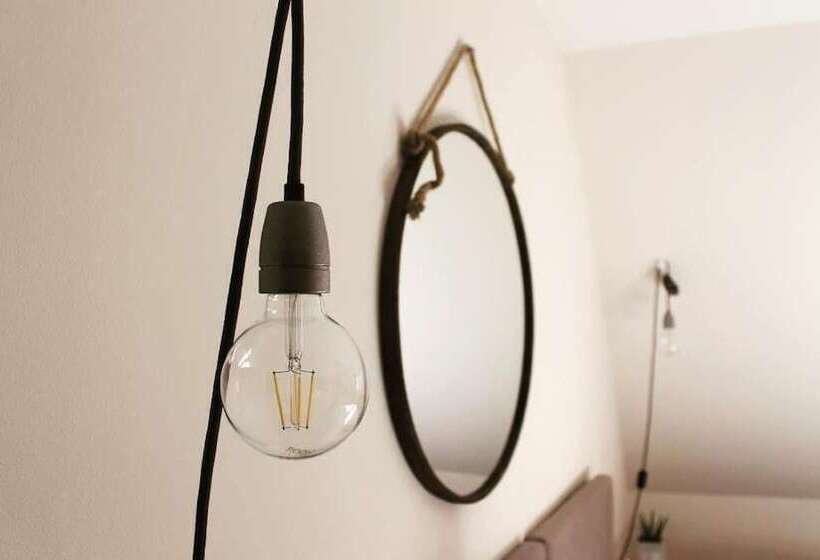 بنسيون Weingut Gastehaus Weigand