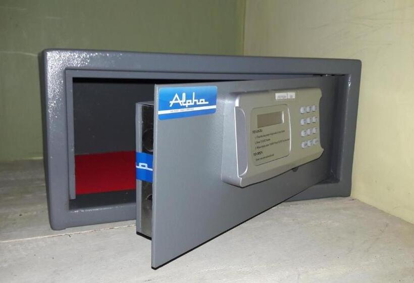 Пансион Whitepearl Beach