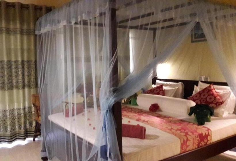 Пансион Whitepearl Beach