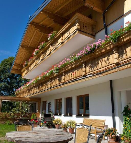 بنسيون Zauchtaler Hof