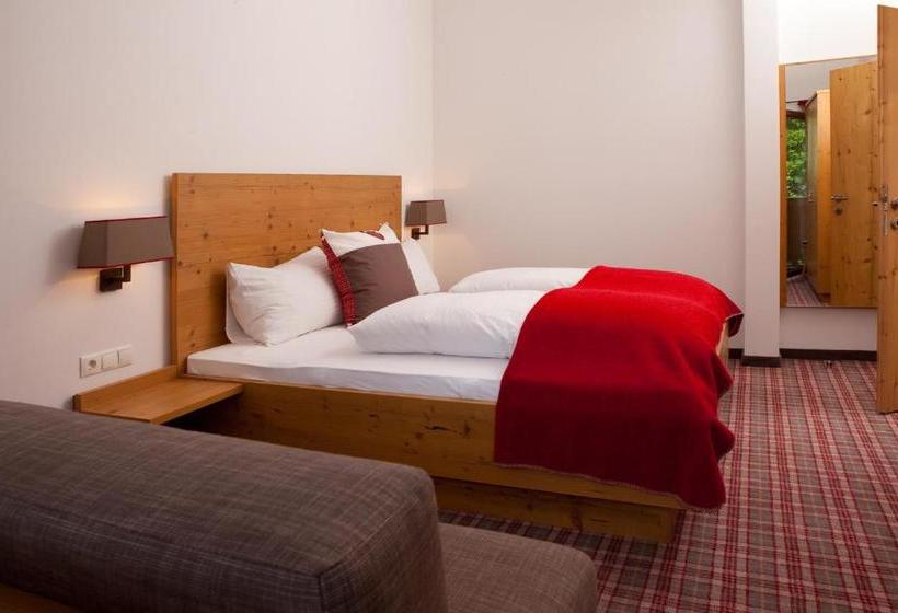 بنسيون Zauchtaler Hof