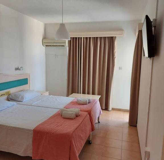 Seagull Hotel Apartments