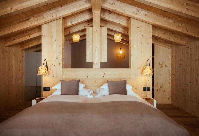 Villa Flora Mountain Lodges