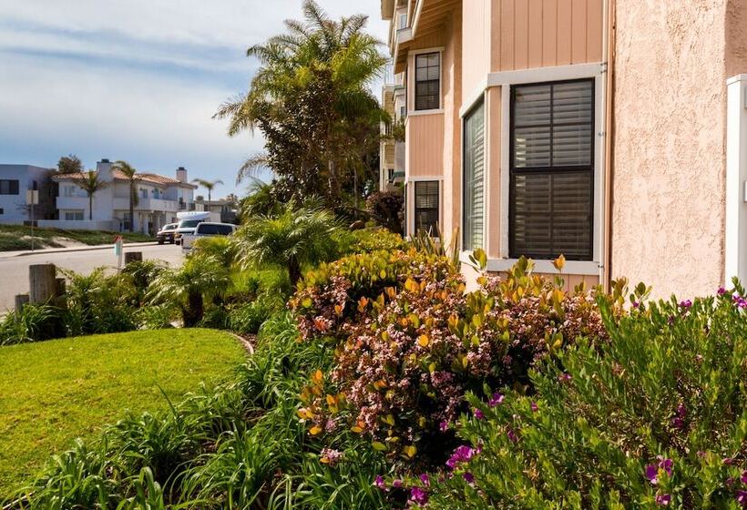 Channel Island Shores