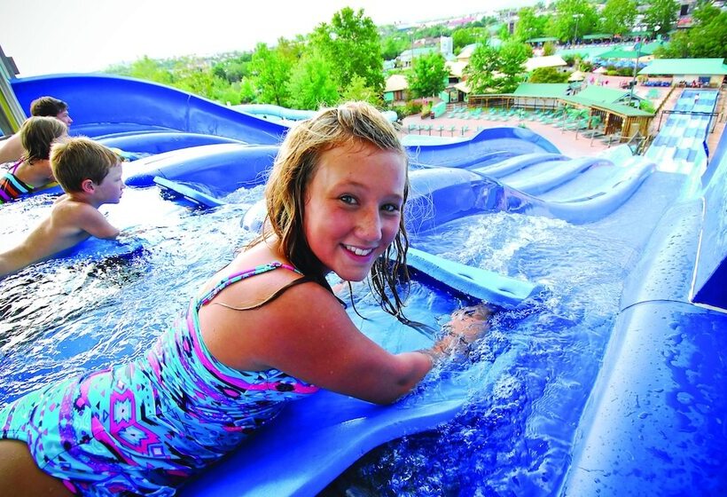 Chateau On The Lake Resort Spa And Convention Center