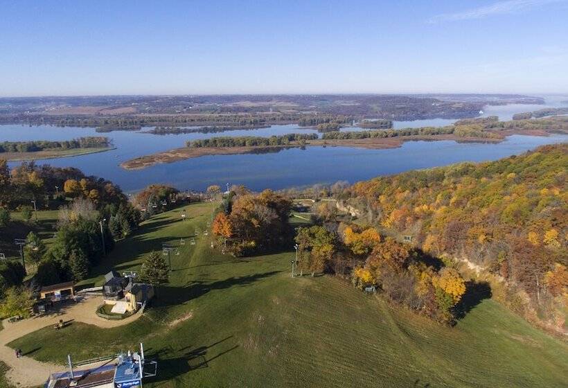 Chestnut Mountain Resort