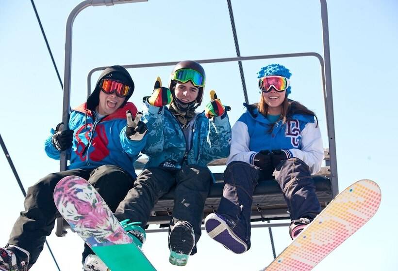 Chestnut Mountain Resort