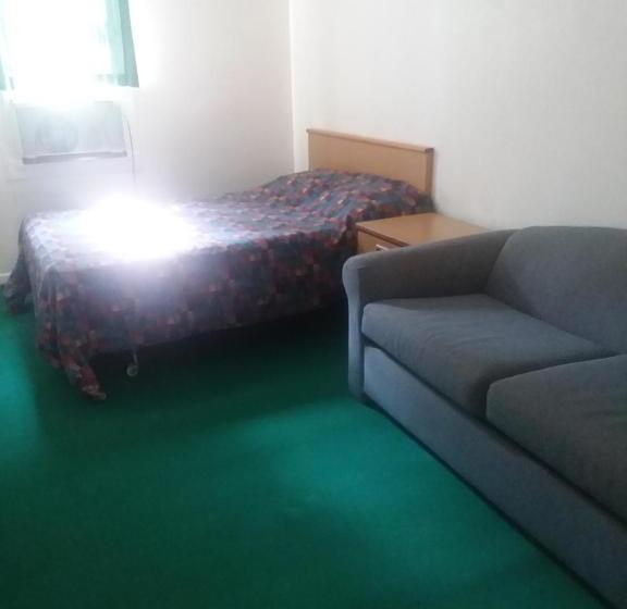 מוטל The Chieftain