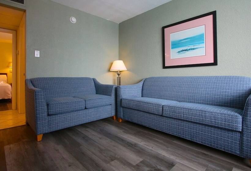 The Crusader Oceanfront Family Resort