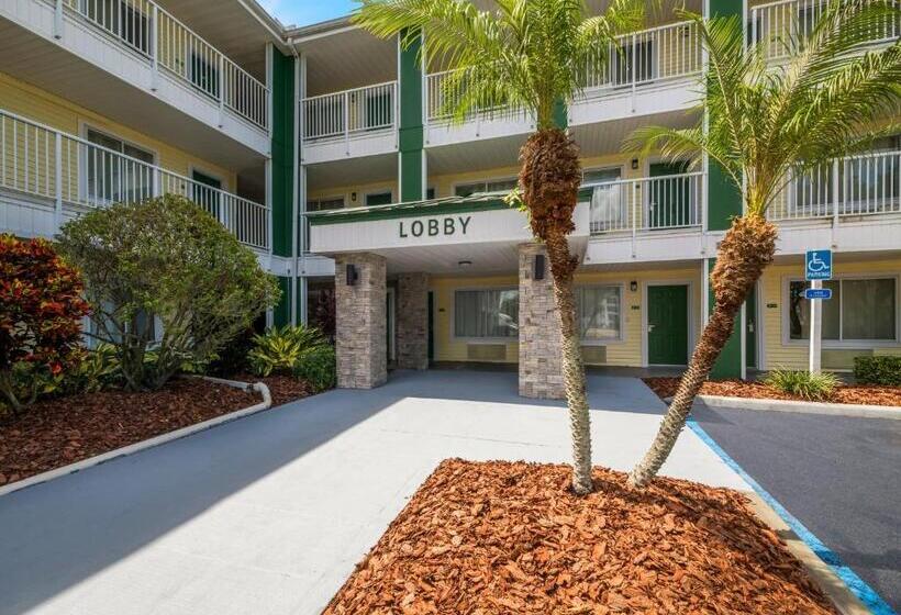 Hometowne Studios By Red Roof Orlando   Ucf Area