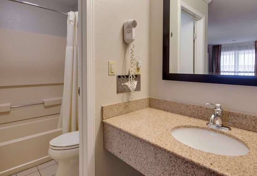 Отель Best Western Clermont