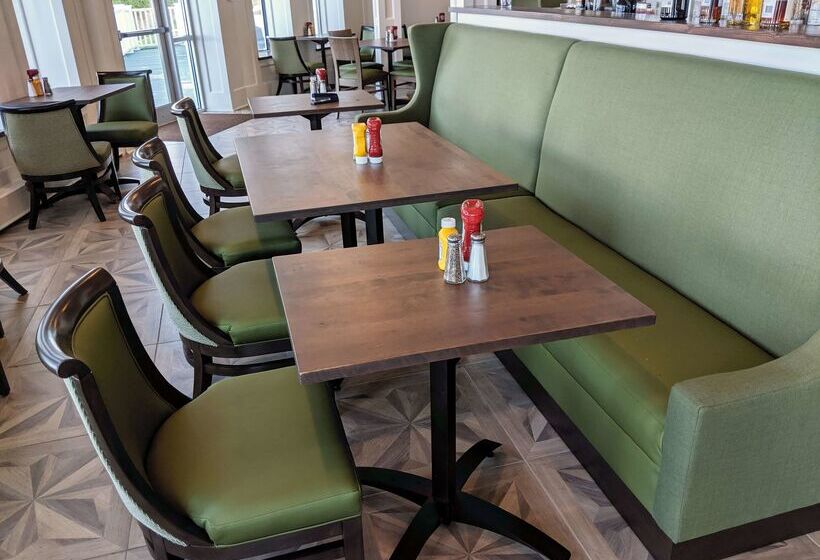 Best Western The Hotel Chequamegon