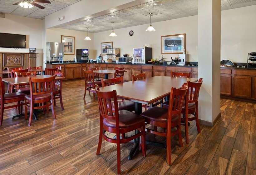 Best Western The Hotel Chequamegon