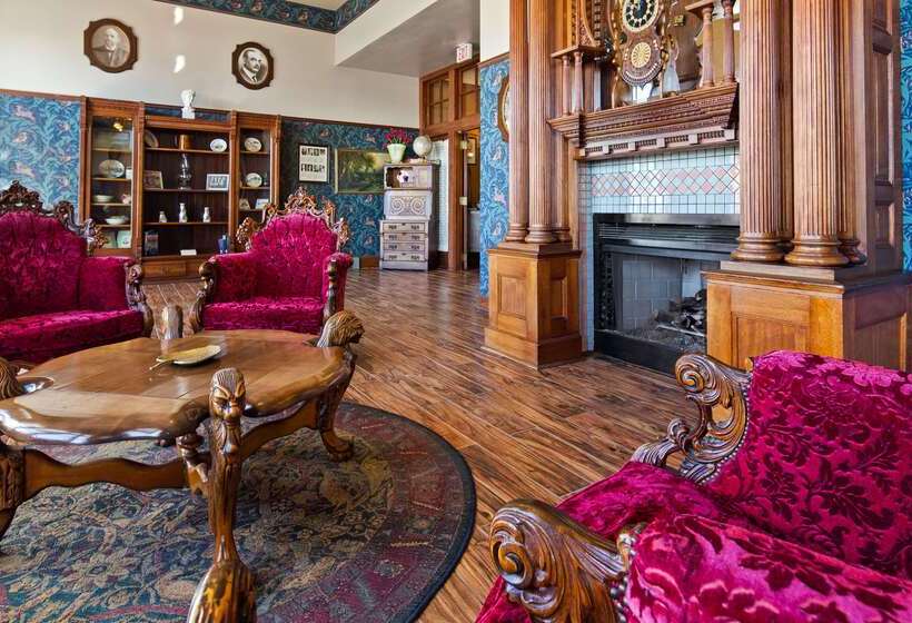 Best Western The Hotel Chequamegon