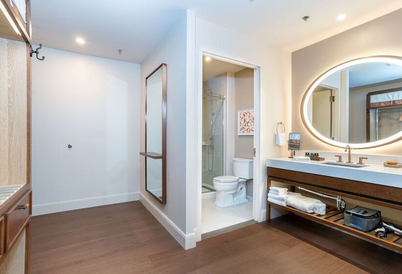 Отель Canopy By Hilton Washington Embassy Row